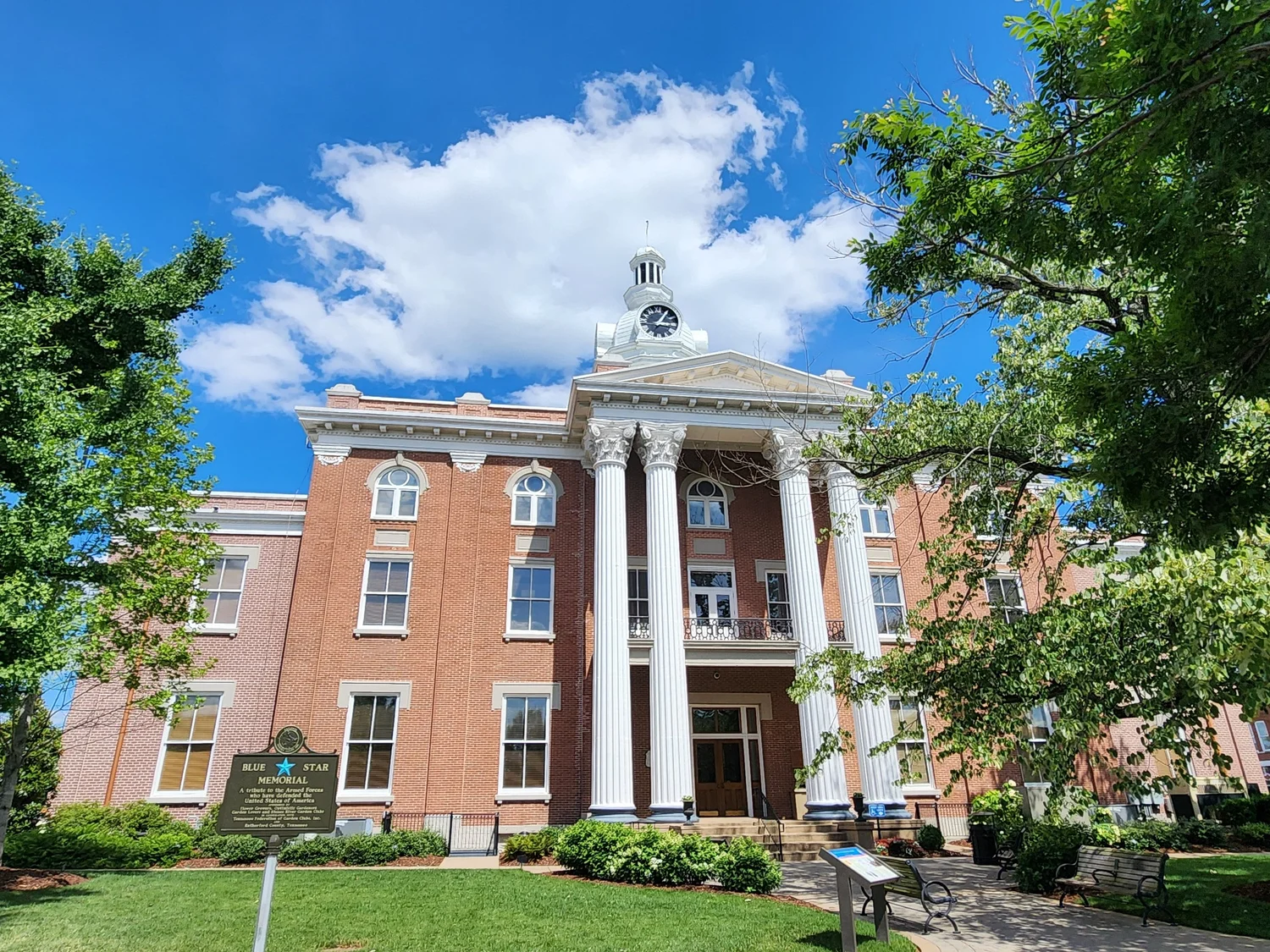 Historic Rutherford County Courthouse in downtown Murfreesboro, Tennessee